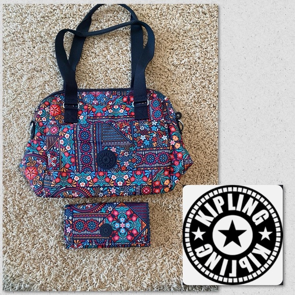 Kipling Handbags - Kipling purse & wallet